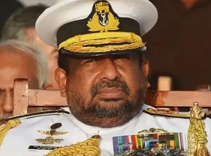 හිටපු නාවික හමුදාපති අද්මිරාල් රවීන්ද්‍ර විජේගුණරත්නට අධිකරණයේ පෙනී සිටින ලෙස නොතීසි